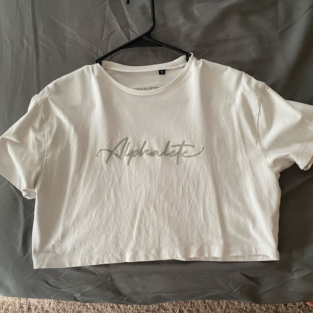 Small alphalete crop